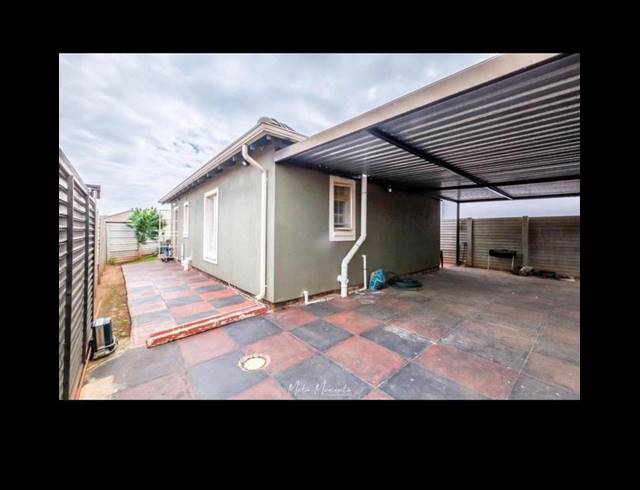 3 BEDROOM HOUSE FOR SALE IN SKY CITY